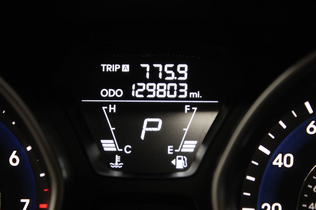 Thumbnail: 2012 Hyundai Elantra - 2
