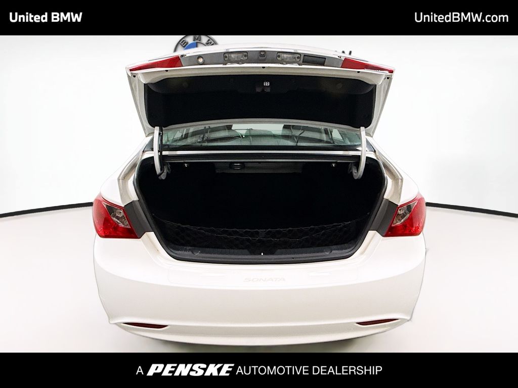 Thumbnail: 2012 Hyundai Sonata - 14