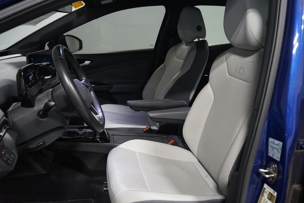 Thumbnail: 2021 Volkswagen ID.4 - 6