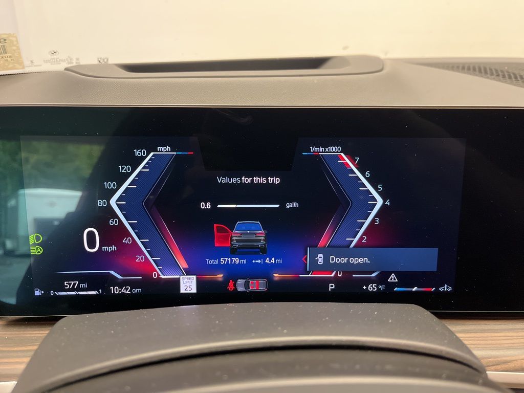 Thumbnail: 2023 BMW X7 - 16