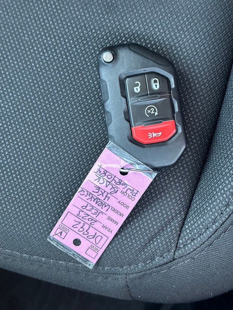 Used 2023 Jeep Wrangler SUV