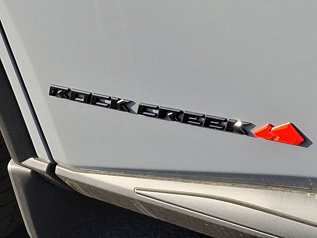 2025 Nissan Rogue Rock Creek 12