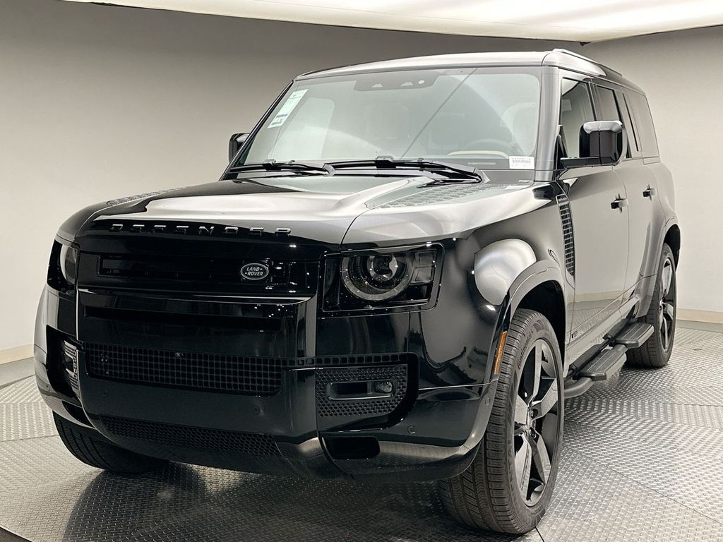 2025 Land Rover Defender 130 -
                Paramus, NJ