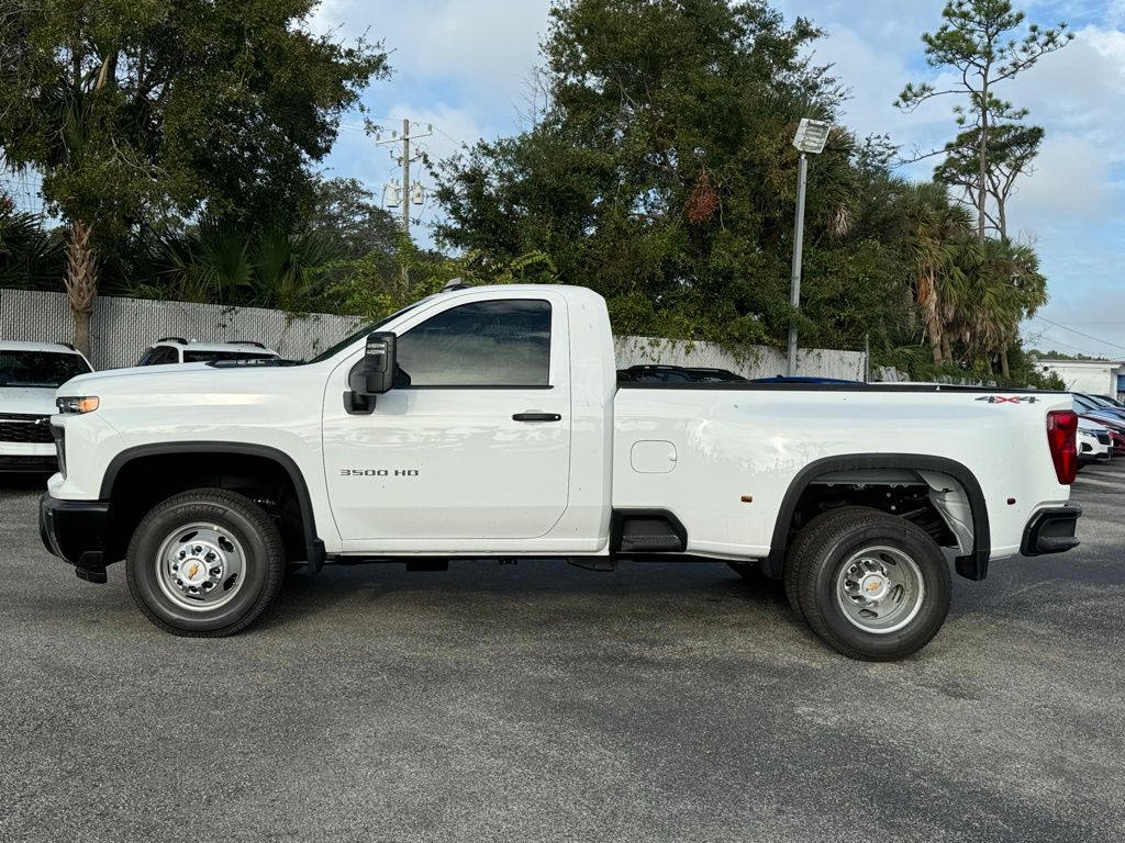 2025 Chevrolet Silverado 3500HD Work Truck 5