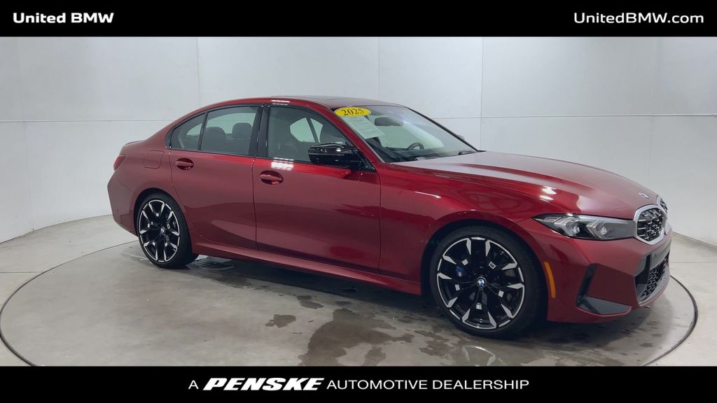 Thumbnail: 2025 BMW 3 Series - 2