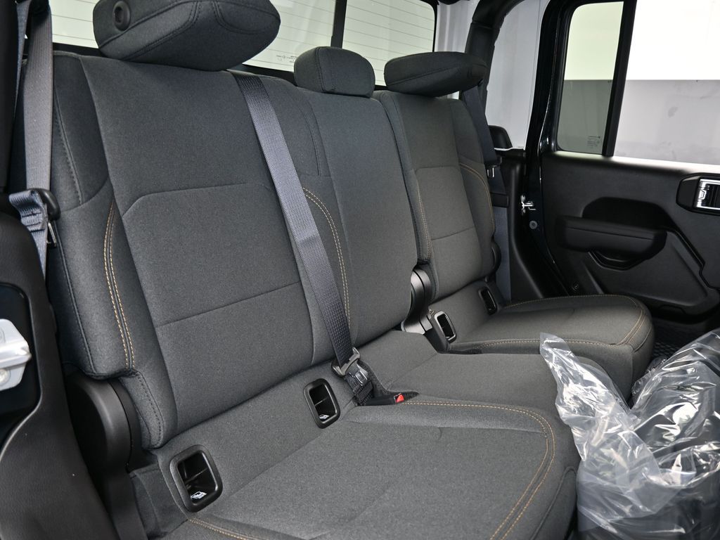 New 2026 black clearcoat Jeep Sport S image 32