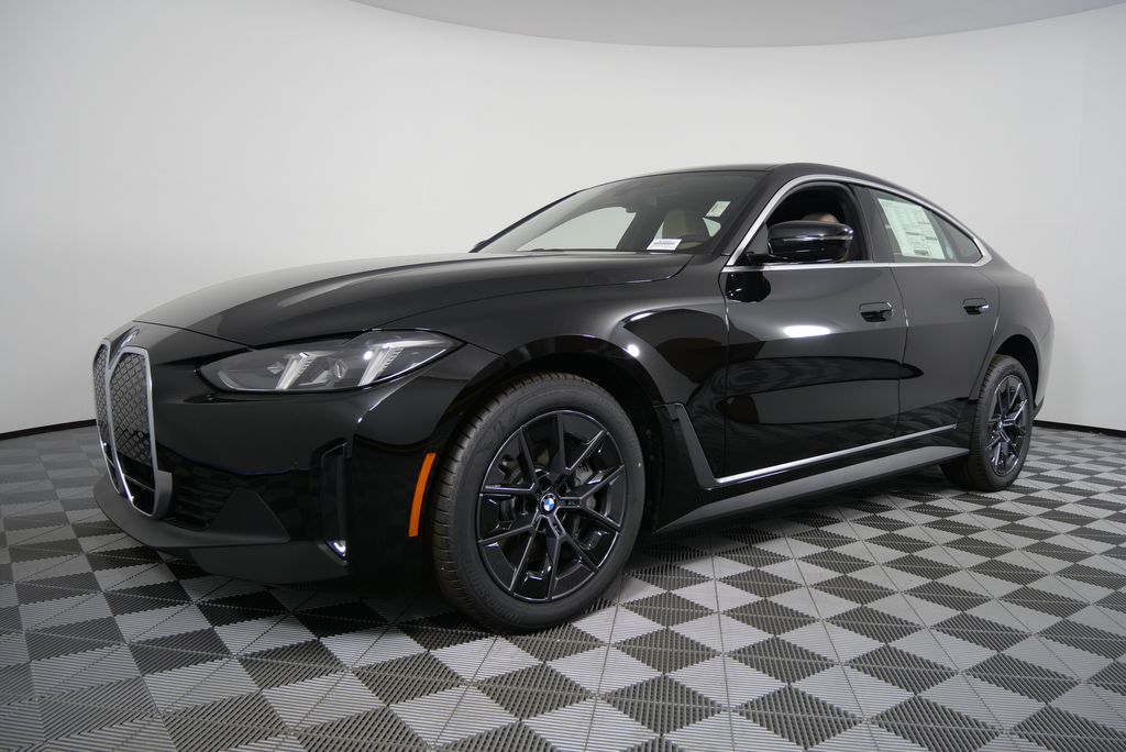 2025 BMW i4 eDrive40 7