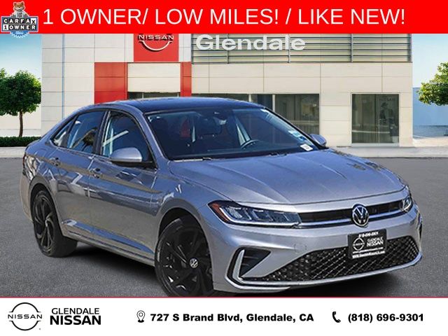Pyrite Silver Metallic 2025 Volkswagen Jetta Sedan Front-Wheel Drive 8-Speed Automatic