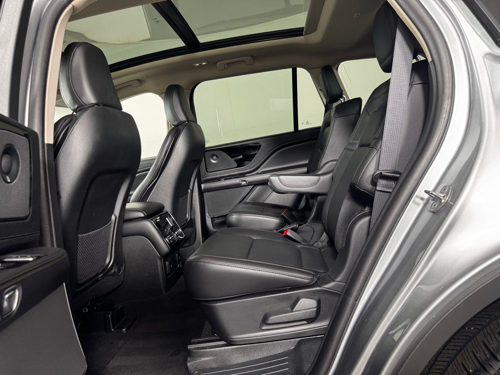 Certified Used 2024 Silver Lincoln Reserve image 20