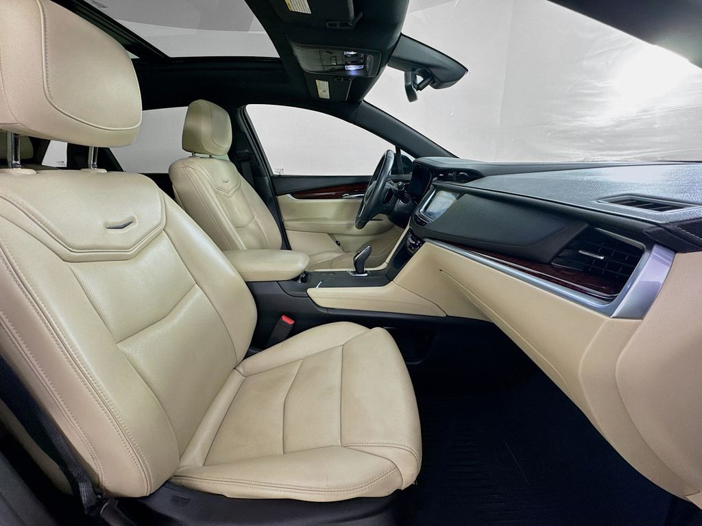 Used Car 2018 Cadillac Xt5  Premium Luxury For Sale Under $20,000 In Austin, Texas