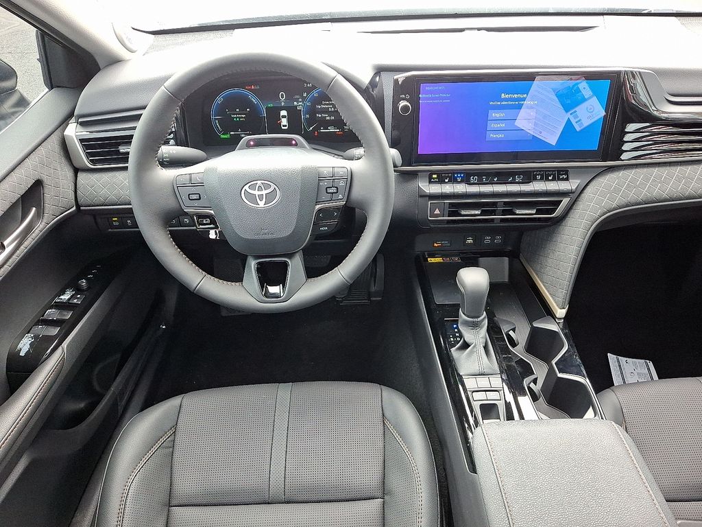 Thumbnail: 2025 Toyota Camry - 11