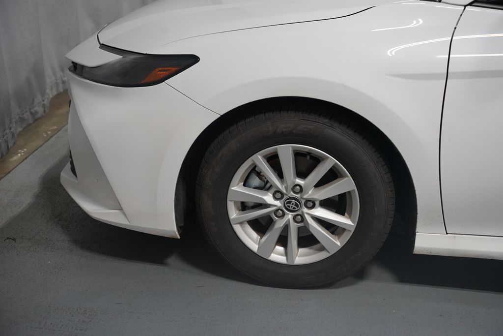 Thumbnail: 2025 Toyota Camry - 5