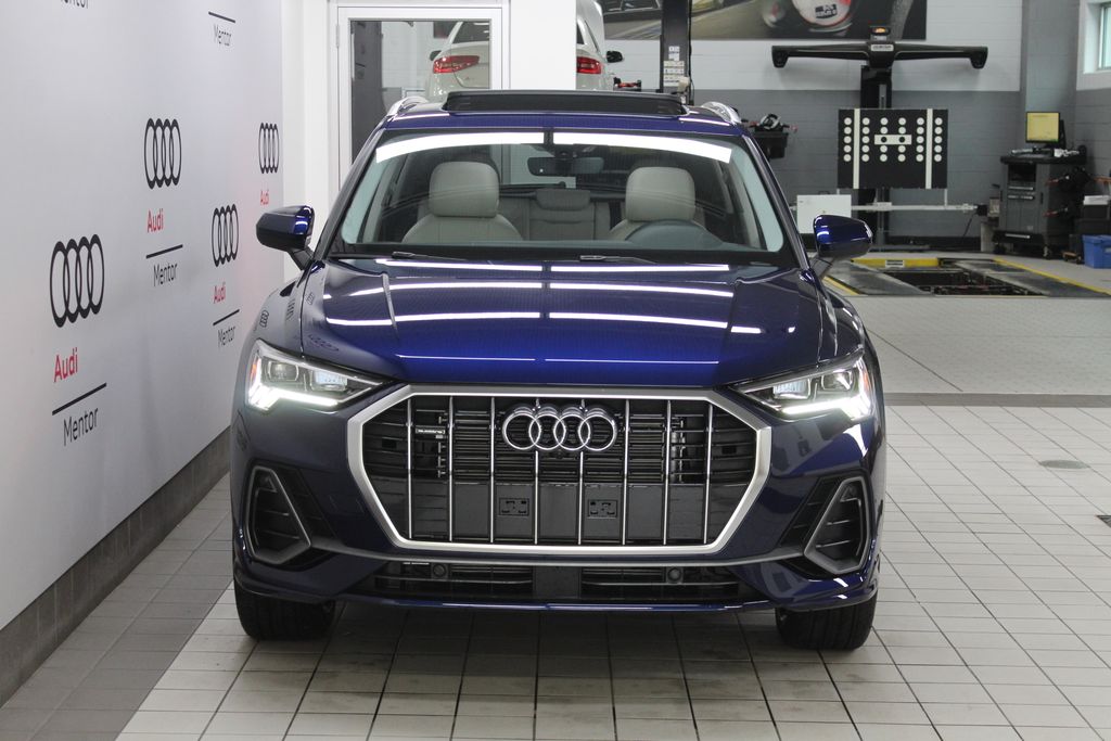 2025 Audi Q3  9