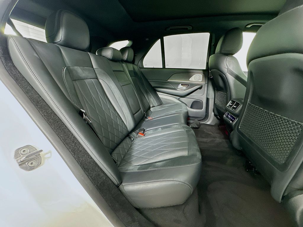 Thumbnail: 2021 Mercedes-Benz GLE - 28