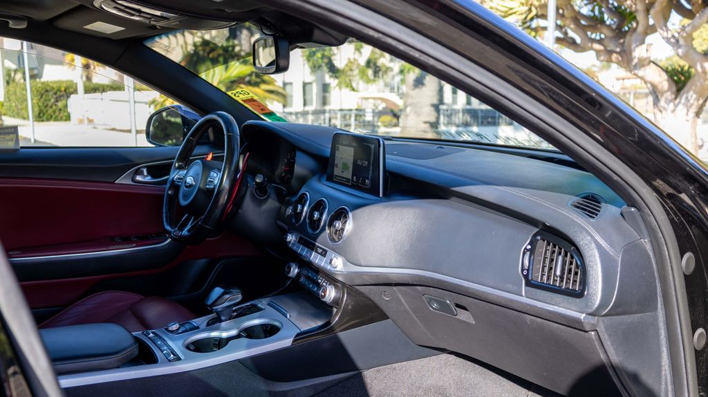 Used 2018 Kia Stinger GT2 4D Sedan