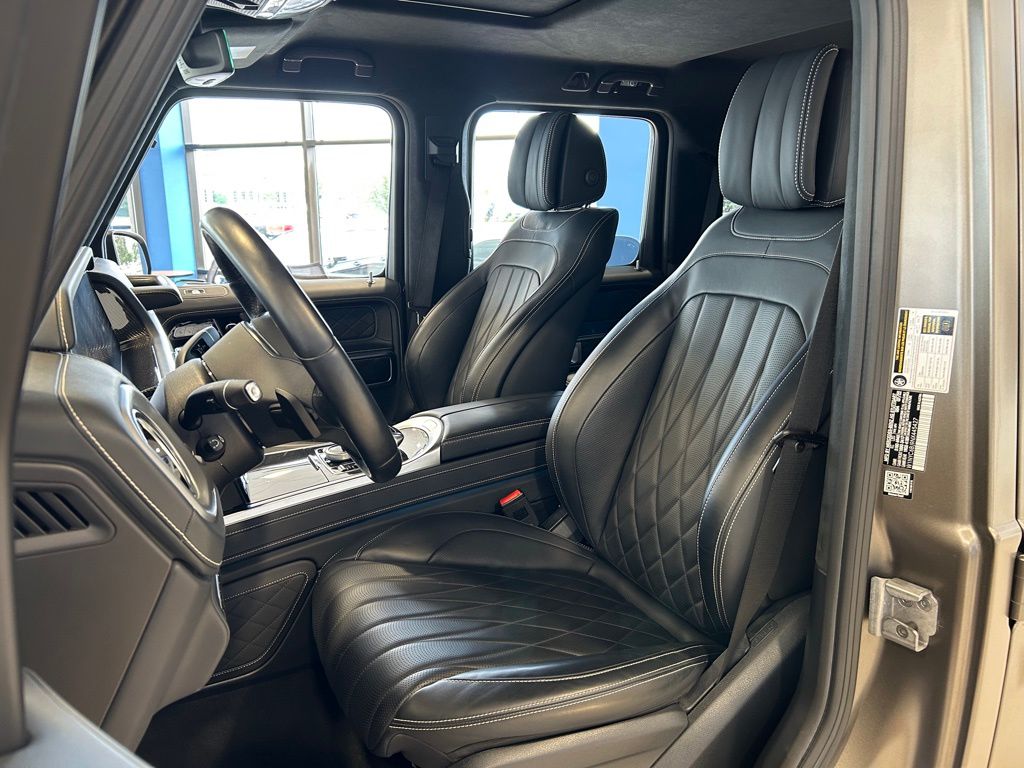 Thumbnail: 2022 Mercedes-Benz G-Class - 17