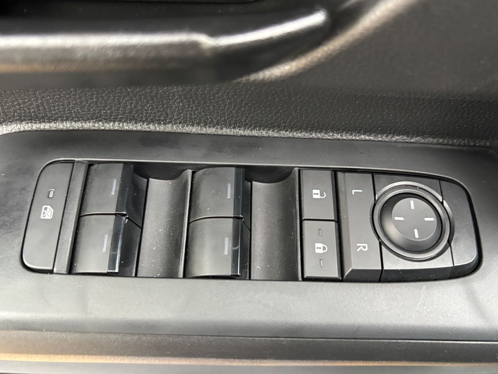 Thumbnail: 2025 Toyota Tacoma - 23