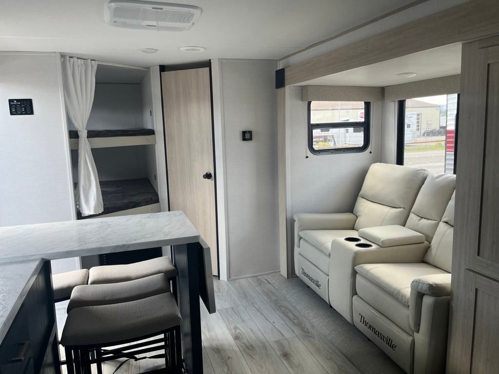 2025 Prime Time Avenger 25 MKB Travel Trailer