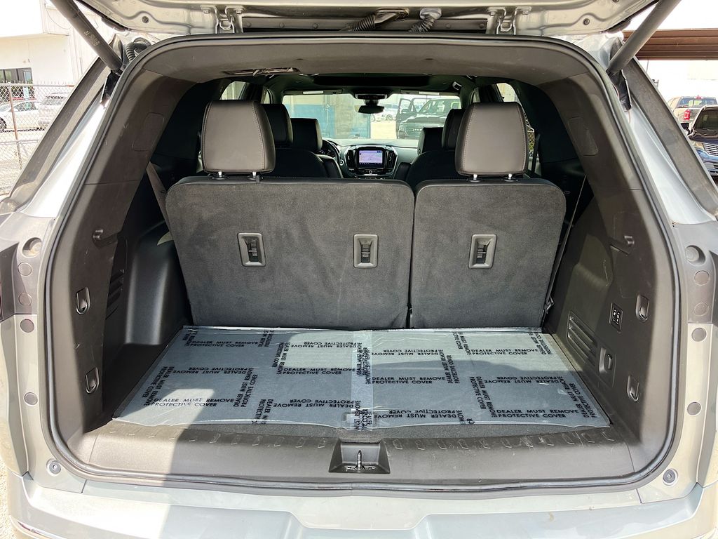 2023 Chevrolet Traverse High Country Gray at North Houston Mitsubishi