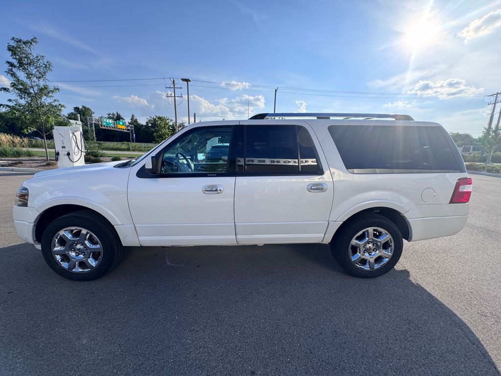 Used 2013 White Platinum Clearcoat Metallic Ford Limited image 6