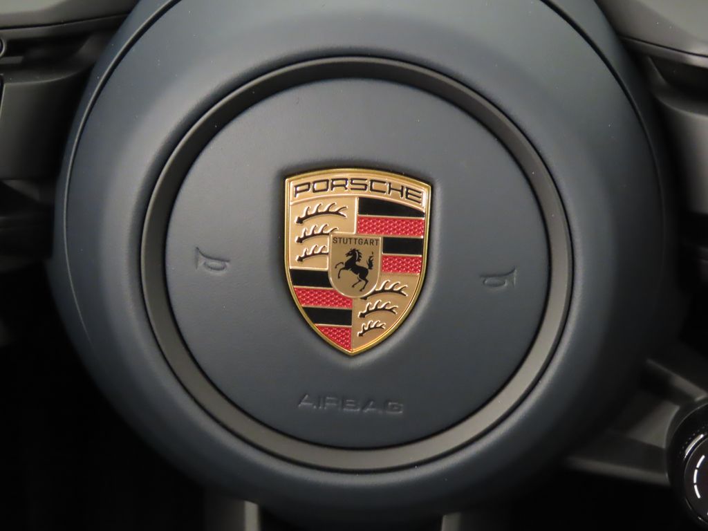 Thumbnail: 2025 Porsche 911 - 20