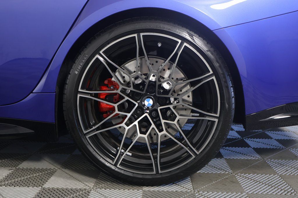 Thumbnail: 2025 BMW M3 - 10