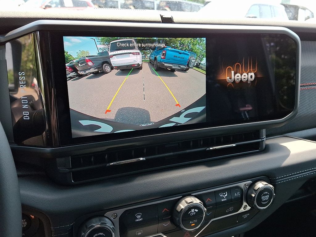 New 2025 Jeep Wrangler SUV