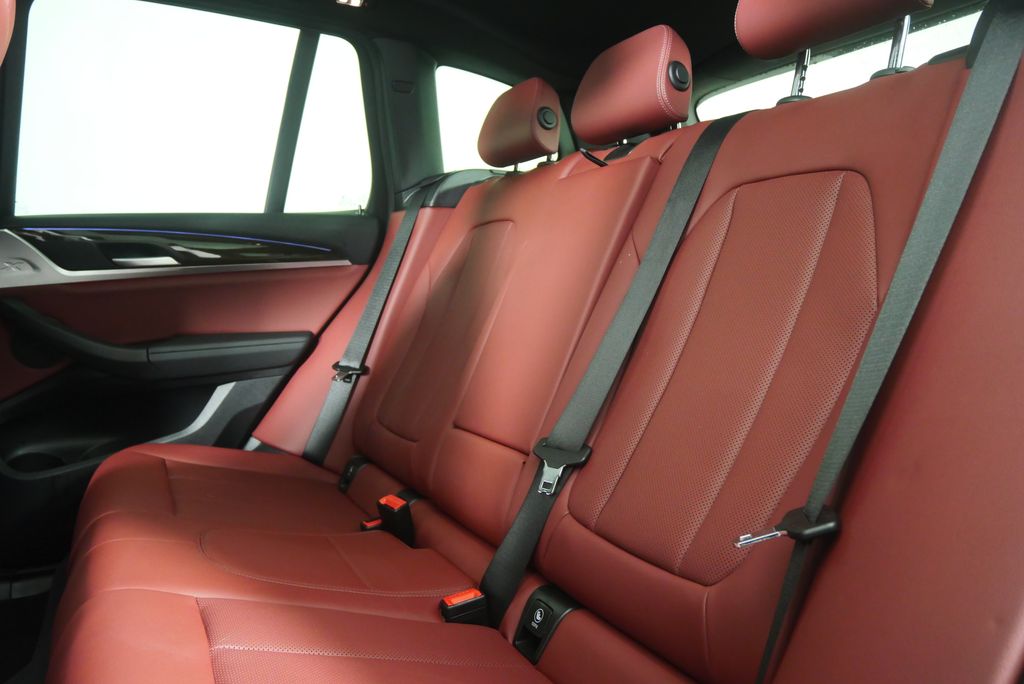 Thumbnail: 2023 BMW X3 - 15