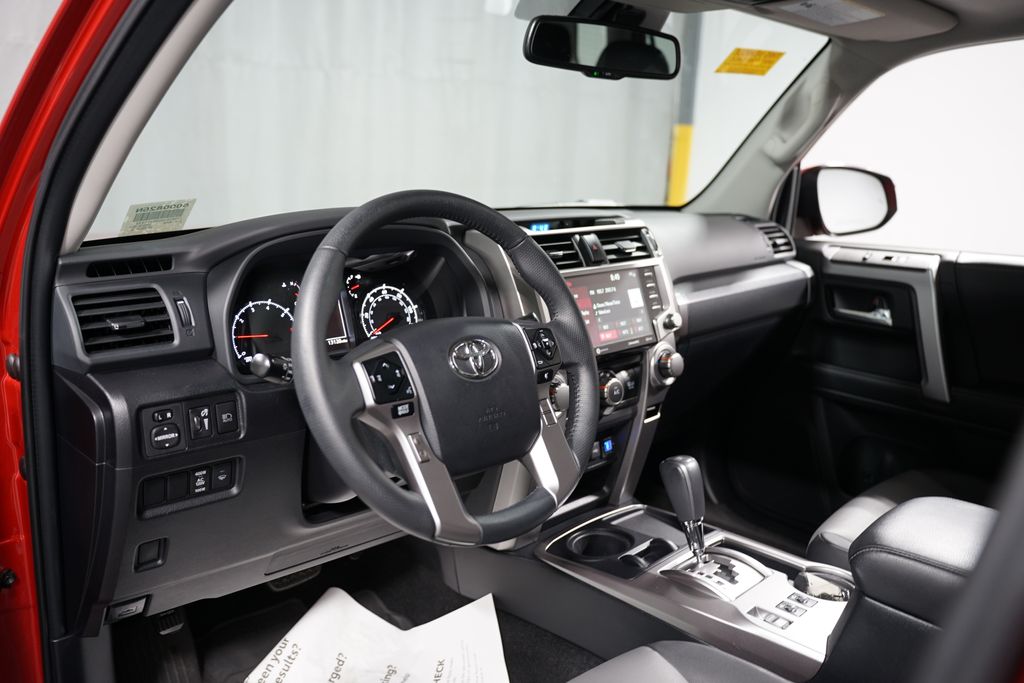 2022 Toyota 4Runner SR5 12