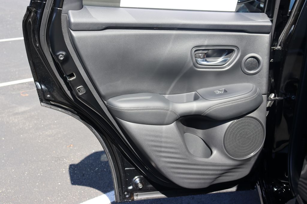 2025 Honda HR-V EX-L 11