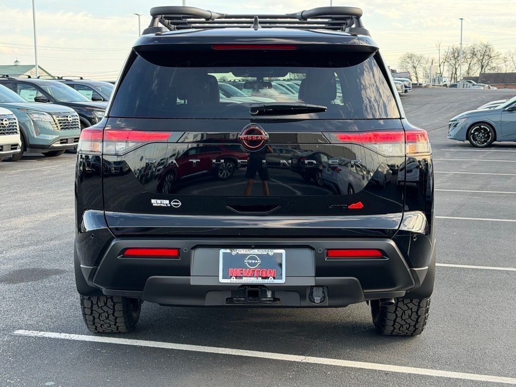 View vehicle photo 5