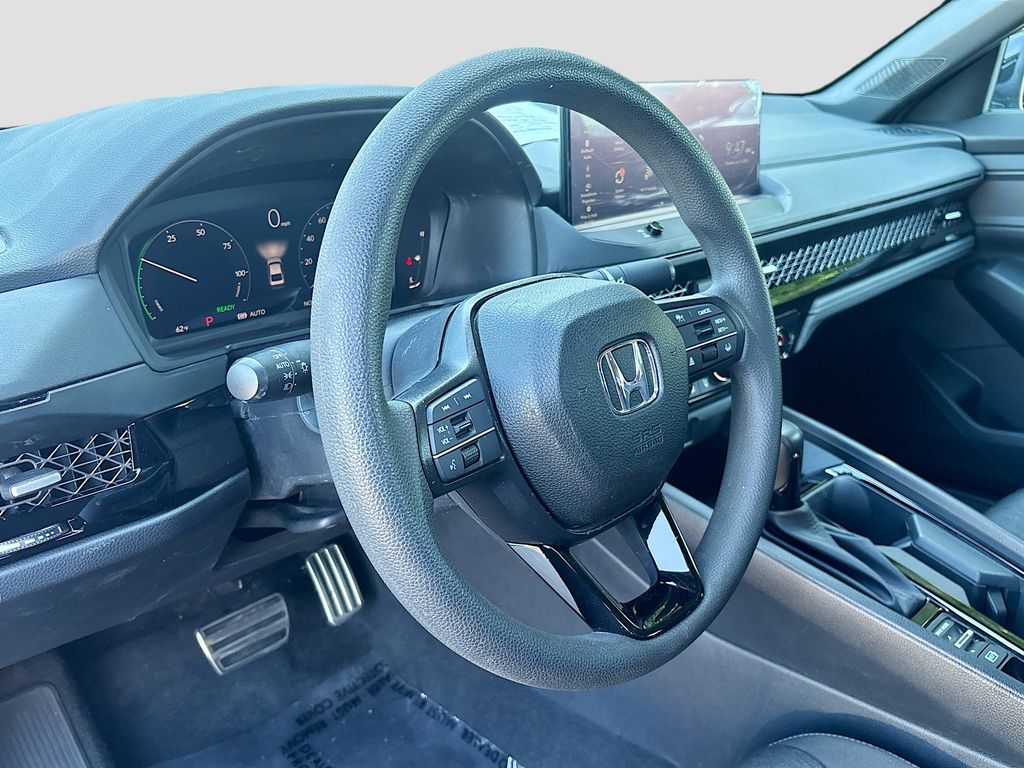 Used 2024 Gray Honda Sport image 9