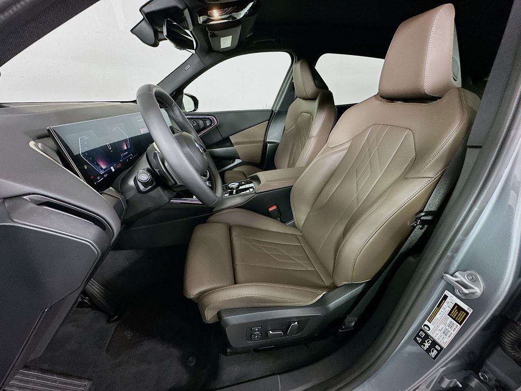 Thumbnail: 2025 BMW X3 - 20
