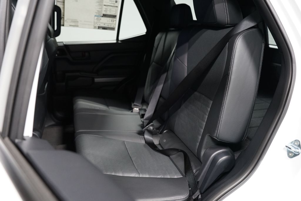 Thumbnail: 2026 Toyota 4Runner - 32