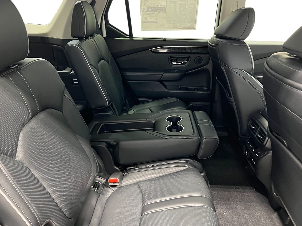 2025 Honda Pilot Elite photo