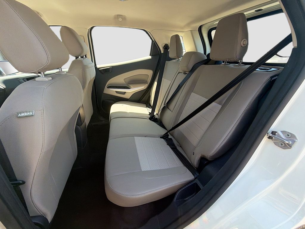 Used 2022 White Ford S image 24