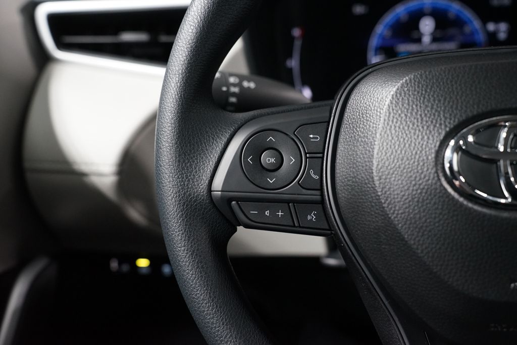 Thumbnail: 2026 Toyota Corolla Cross - 14