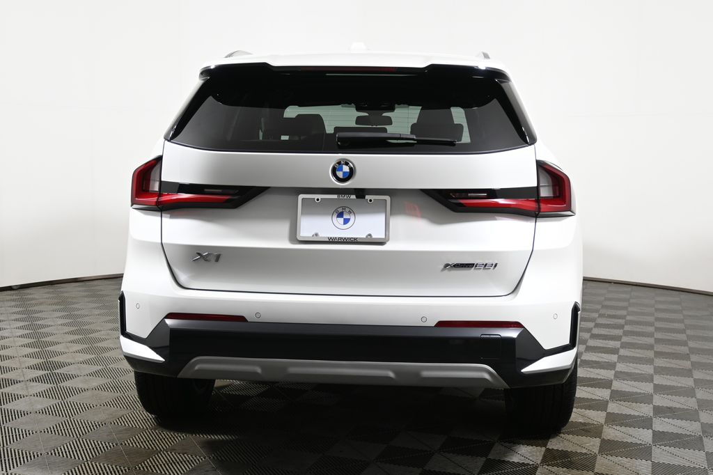 Thumbnail: 2025 BMW X1 - 6