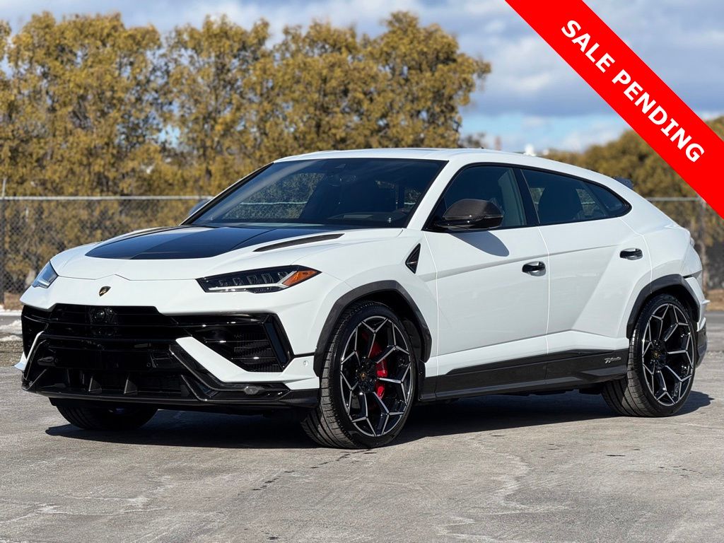 White 2024 Lamborghini Urus SUV / Crossover All-Wheel Drive 8-Speed Automatic