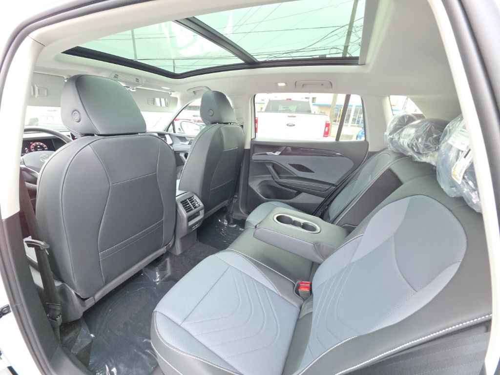 2026 Volkswagen Tiguan 2.0T SE White/off-white at Sutliff Volkswagen