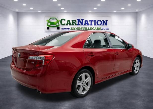 Photo 2 of 2014 Toyota Camry SE