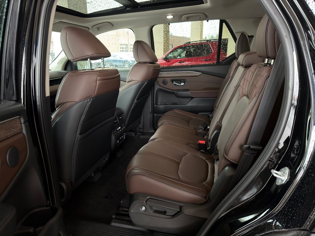 Thumbnail: 2026 Honda Pilot - 19