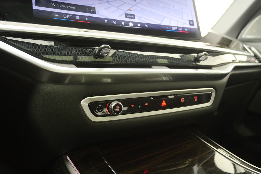 Thumbnail: 2024 BMW X5 - 24