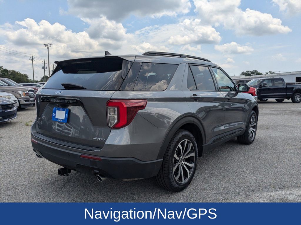 2022 Ford Explorer ST-Line