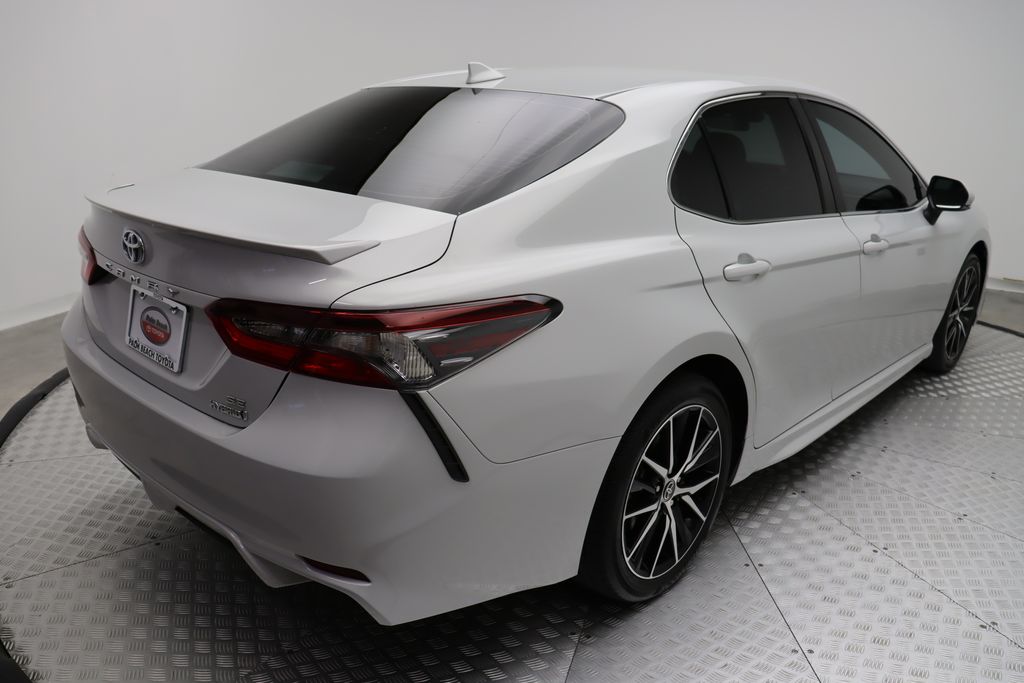 2023 Toyota Camry SE 8