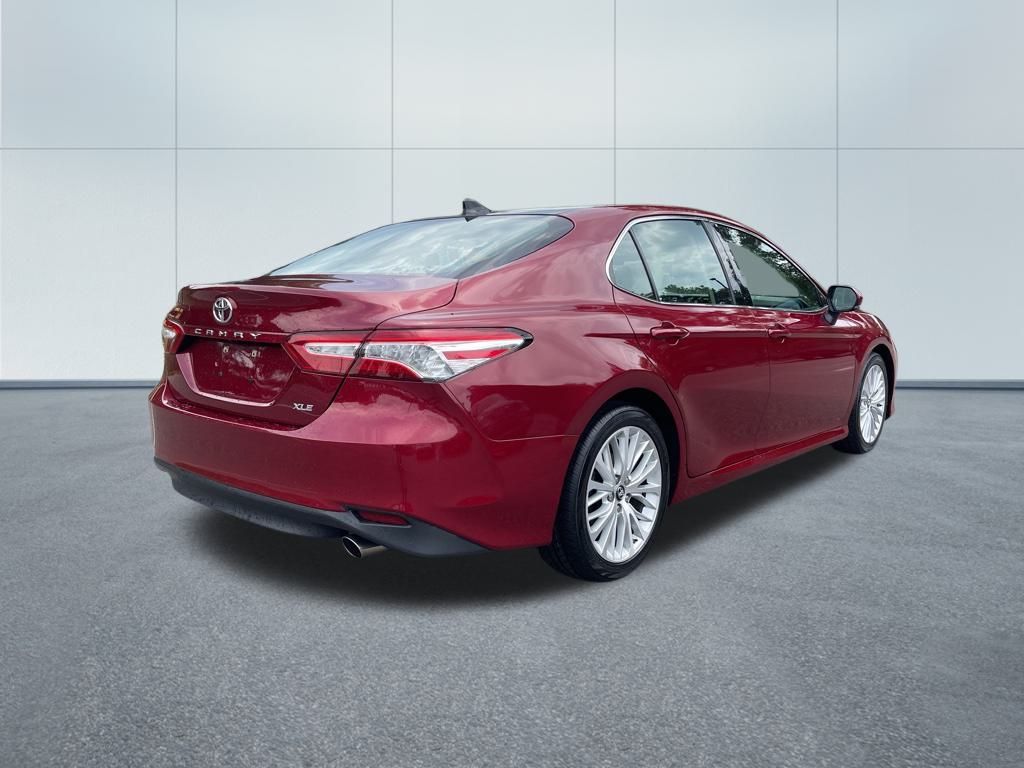 Camry L