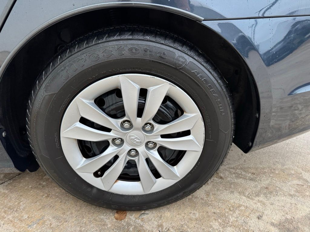 Used Car 2012 Hyundai Sonata  Gls For Sale Under $10,000 In Georgetown, Texas