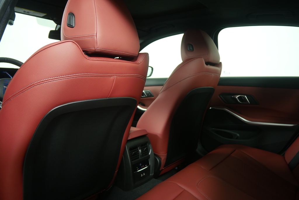 Thumbnail: 2026 BMW 3 Series - 17