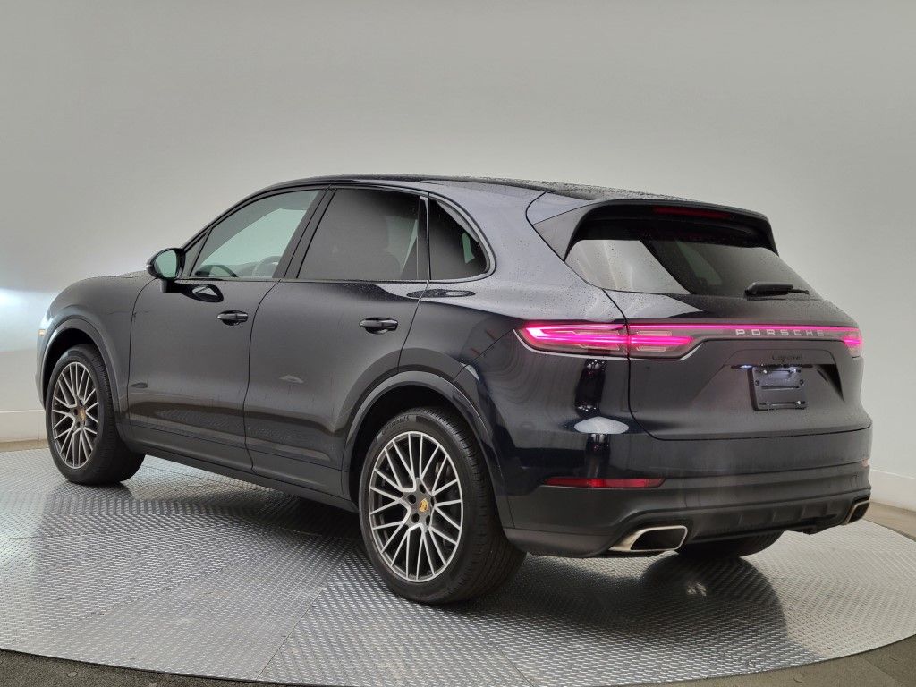 Thumbnail: 2022 Porsche Cayenne - 4