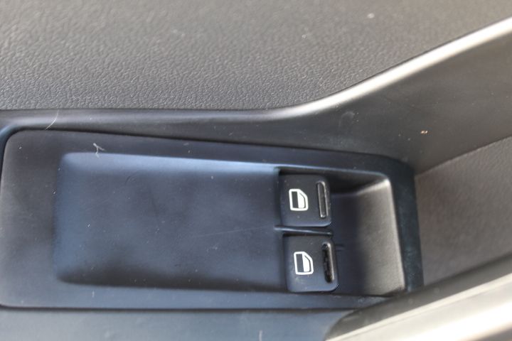 Used Car 2016 Volkswagen Beetle  1.8t Classic For Sale Under $15,000 In Georgetown, Texas